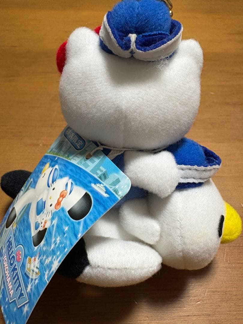 ミ*ク様 ご当地キティ　　横浜限定　ぬいぐるみ　マスコット　タグ付きレア