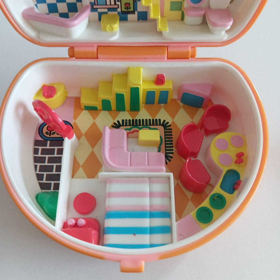 平成レトロ1992年ハローキティ　コンパクトハウス　　サンリオ