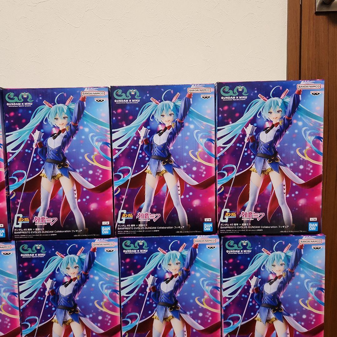 【新品・未開封】初音ミクフィギュア　まとめ売り　22体セット