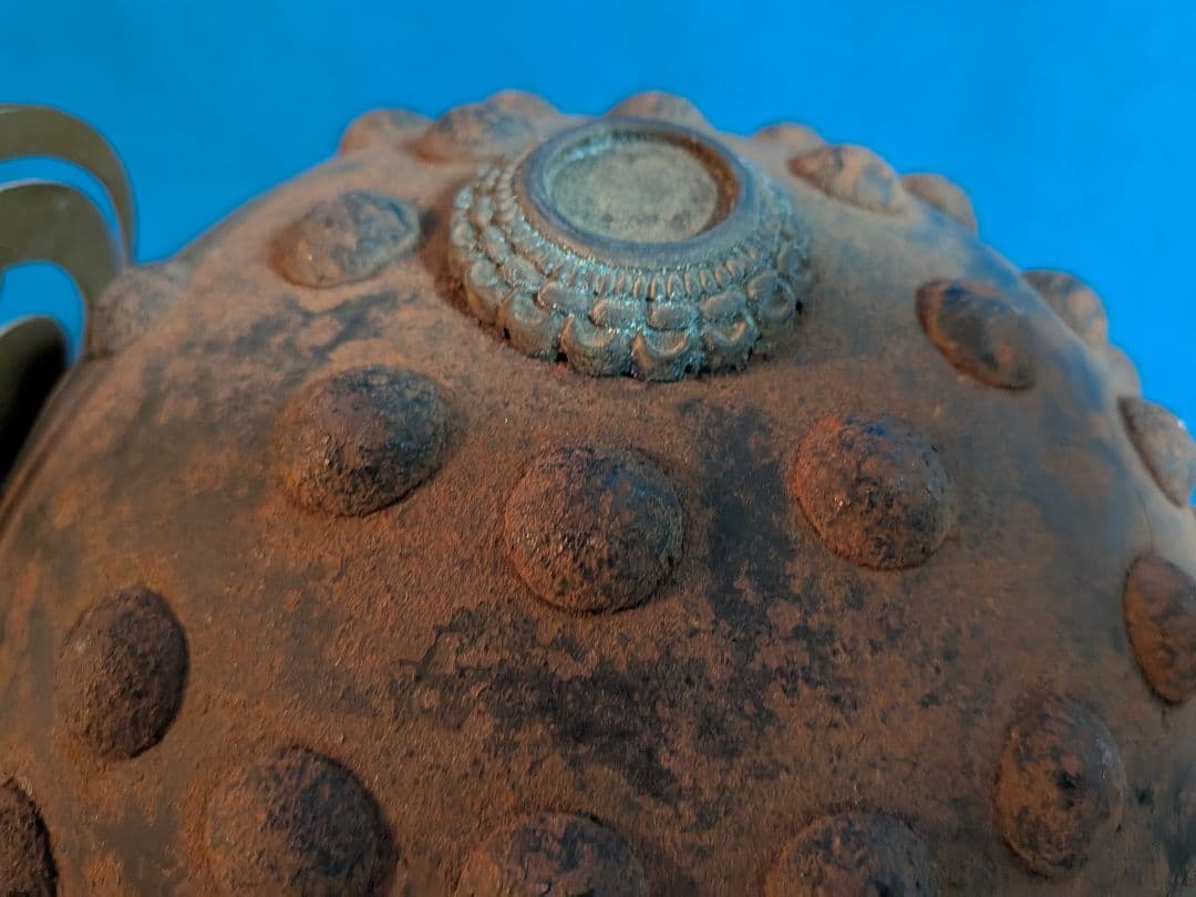 戦国時代極稀少博物館級１４６７〜１５６８年頃尾長巴御家紋前立武将厳星兜時代本歌兜