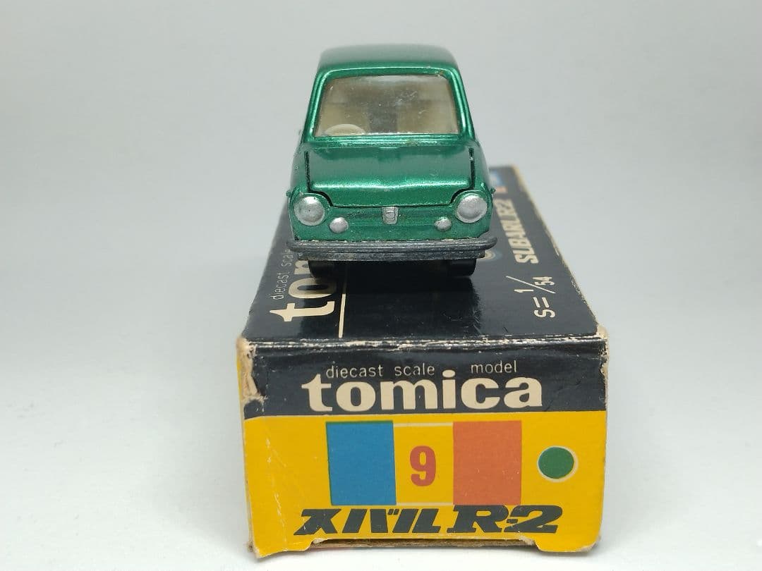 トミカ 9 スバル R2 緑 白シート 黒箱 緑色指定箱 日本製 レアモデル