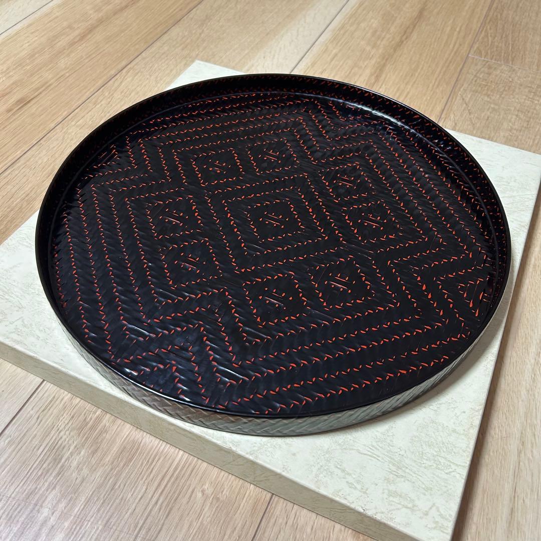 井上らんたい漆器☆お盆　丸盆　トレイ　艶あり　黒　真竹　福岡　久留米