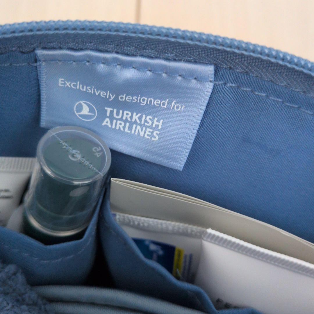 新品 ファーストクラス アメニティFerragamoとランバン トラベルポーチ