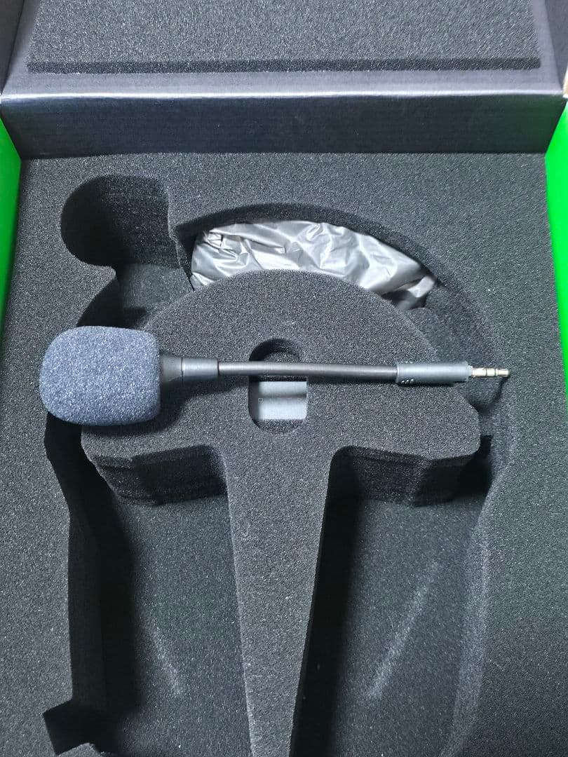 Razer BLACKSHARK V2 PRO ゲーミングヘッドセット