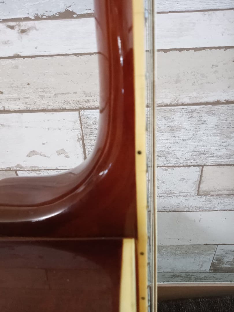 マカフェリ　ギター