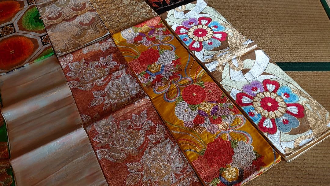 袋帯　着物　帯　刺繍　金糸　旧家　１０種　１０枚