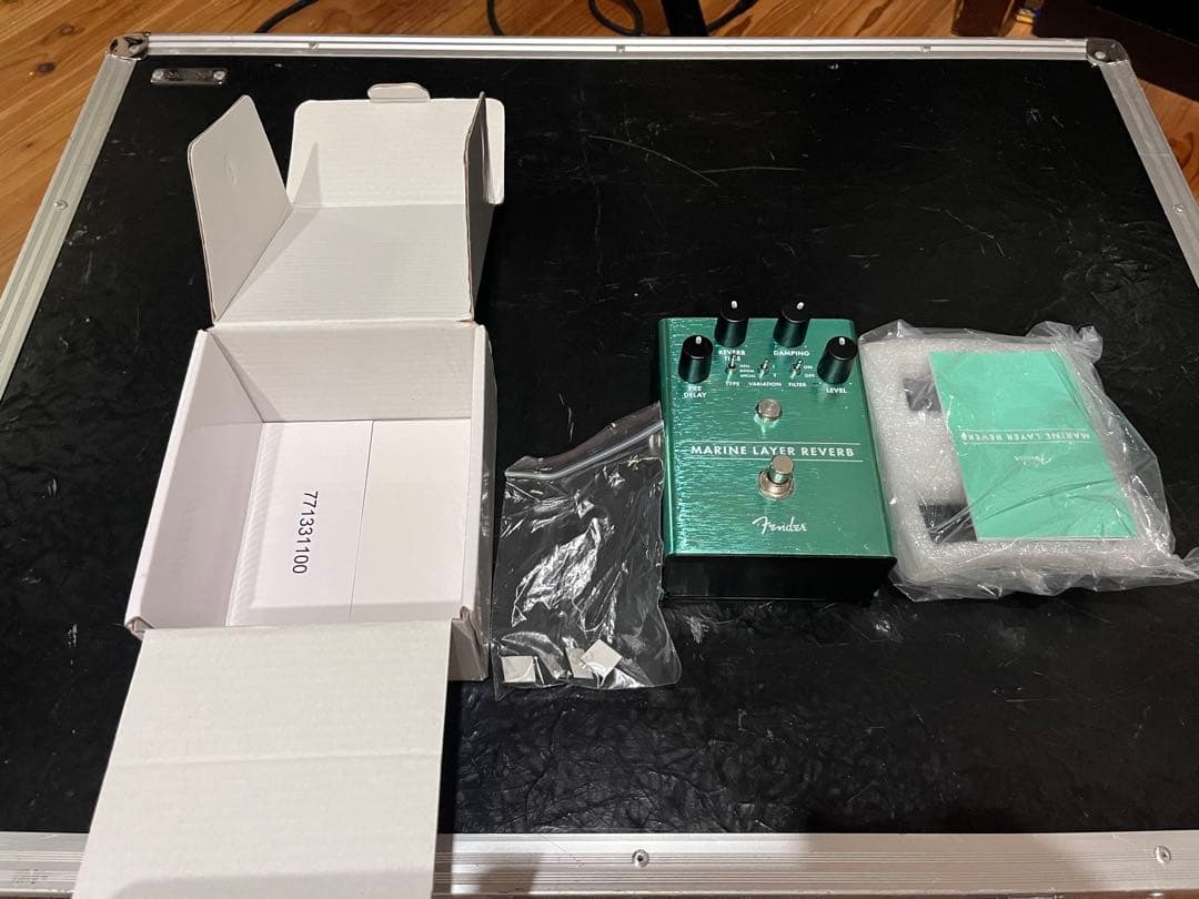 Fender Marine Layer Reverb 訳あり