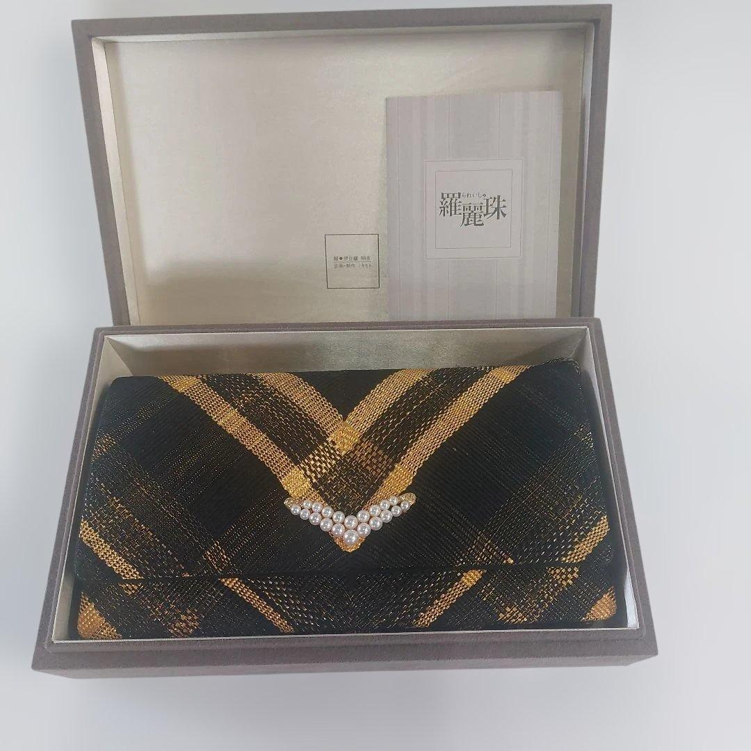 MIKIMOTO 黒と金のチェック柄クラッチバッグ 新品　値段を下げました。