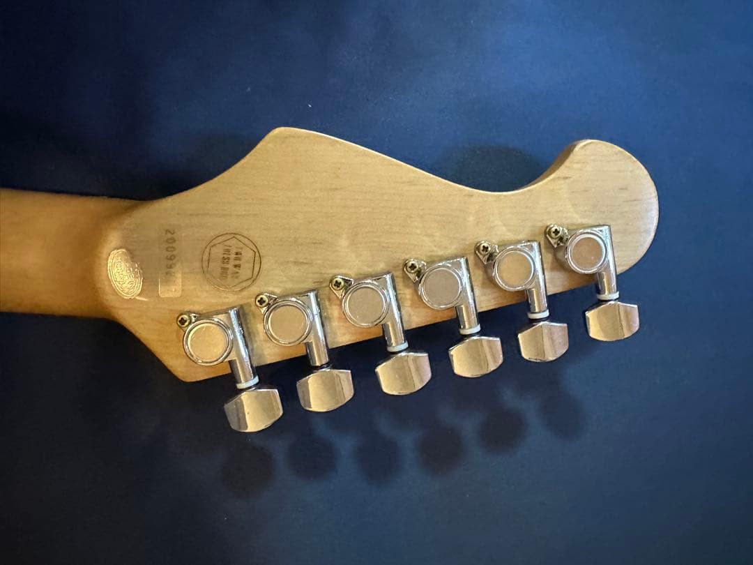 ジプシーローズ ピンク エレキギター シングルコイル