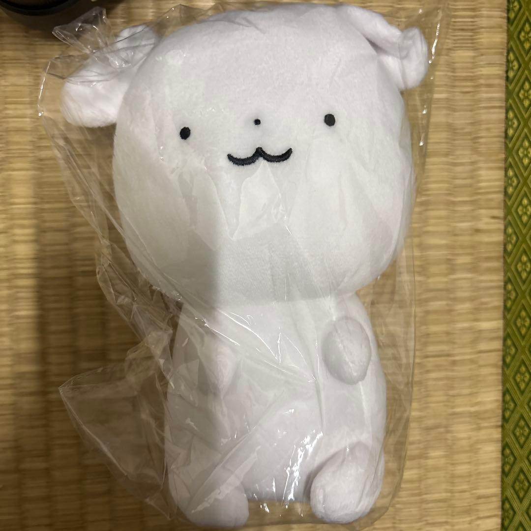 しらたまこしろいいぬぬいぐるみ