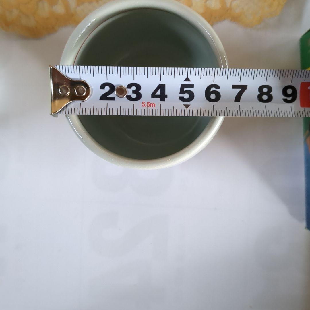 花文湯呑壱対名工人間国宝濱田庄司弟子滝田項一作