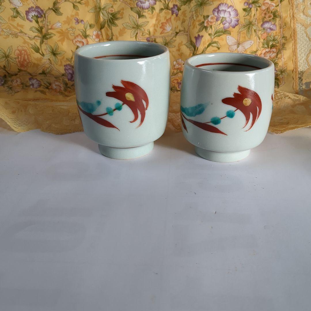 花文湯呑壱対名工人間国宝濱田庄司弟子滝田項一作