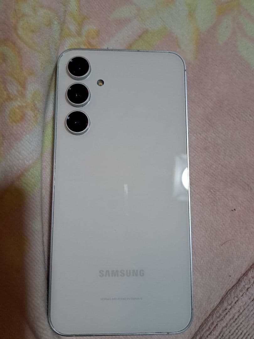 Samsung Galaxy S23 FE ホワイト 本体