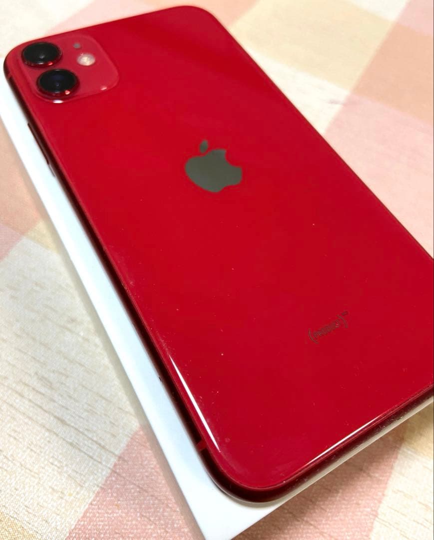 Apple iPhone 11 (PRODUCT(RED)) 本体