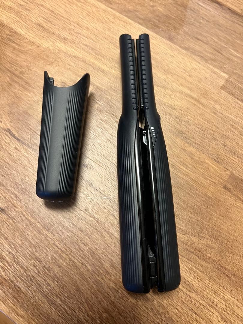 リファ フィンガーアイロン/ ReFa FINGER IRON ST ブラック