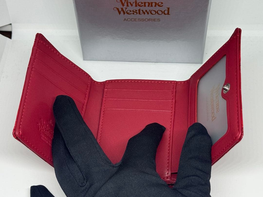 【新品未使用】Vivienne Westwood レッド 三つ折り財布