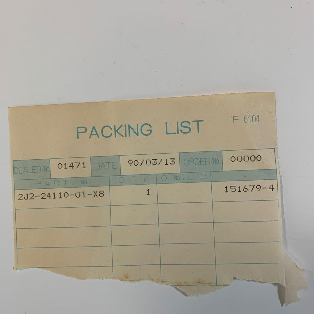 ヤマハSR400SP タンク、サイドカバー、ナンバープレートケース