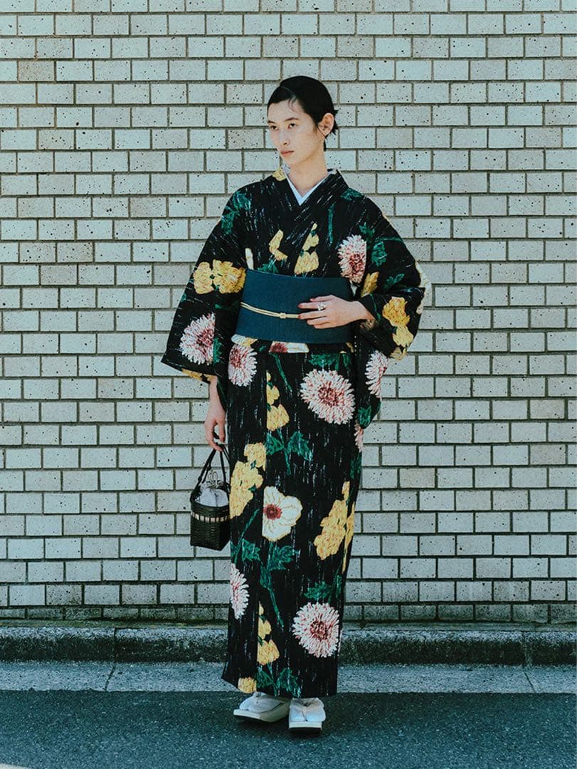 着物・浴衣 KEITAMARUYAMA Ameri BLACK FLOWER YUKATA