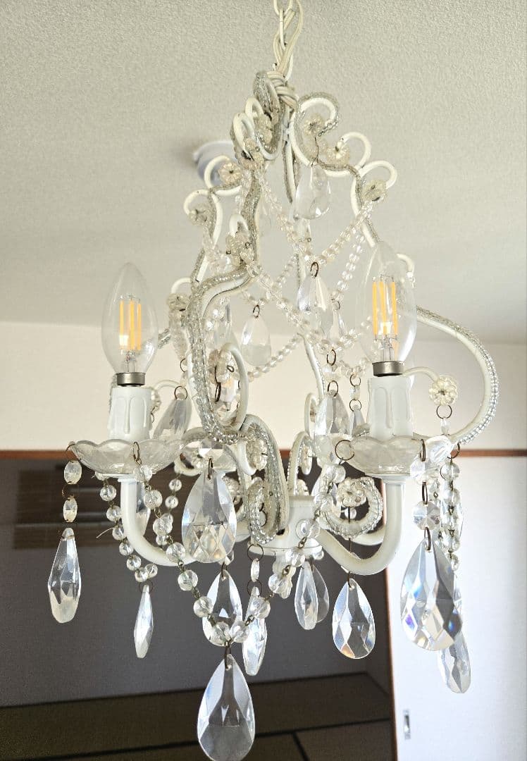 素敵　LEDシャンデリア クリスタルホワイト　4球電球付き