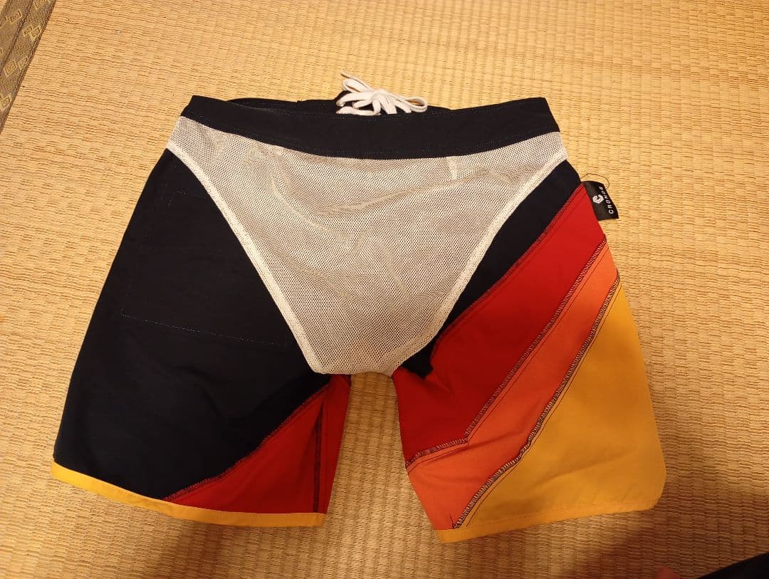 クロノス　ボードショーツ　М