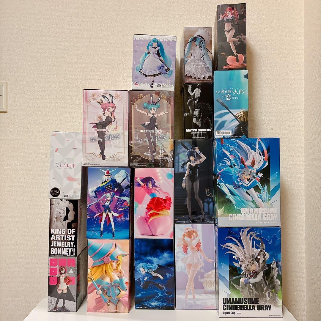 新品未開封 フィギュア18種 初音ミク・巡音ルカ・喜多川海夢・ナーベラル ほか