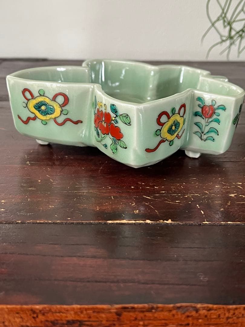 希少　注文品　清朝期　新渡　楓形鉢　五彩　蝶　虫　菊　中国古玩　変形向付菓子鉢
