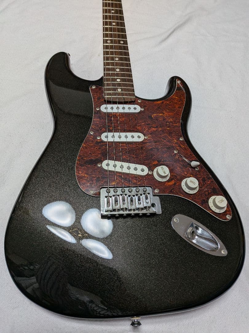 FERNANDES LE-1Z 黒ラメ　美品！