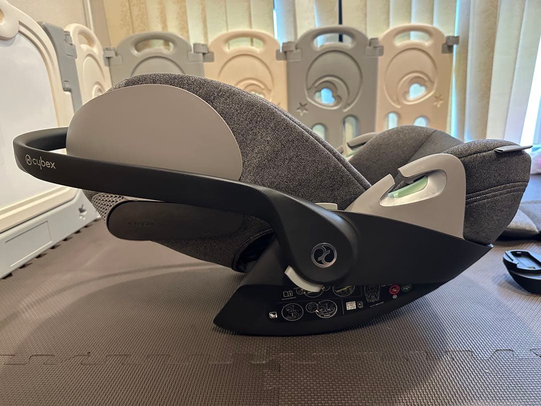 週末限定値下【アダプター付】クラウド T i-Size/ミラージュグレー　プラス