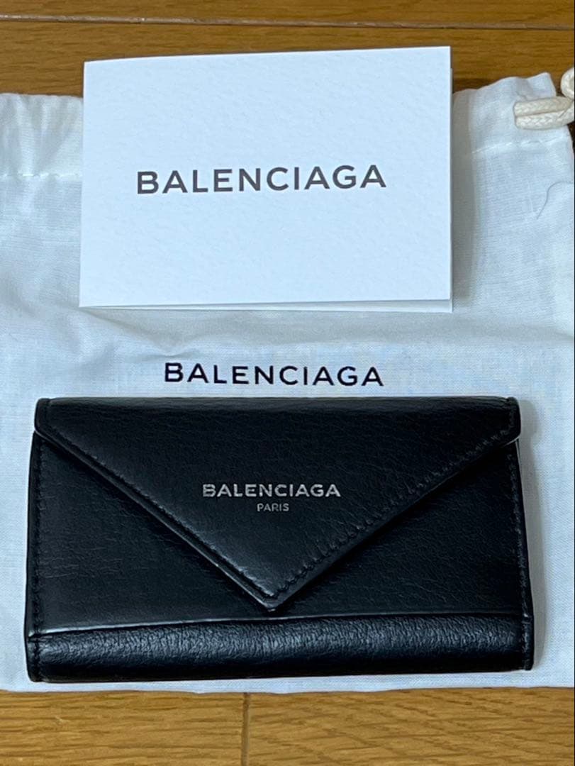 k*k様 【美品】 BALENCIAGA ブラックレザーキーケース