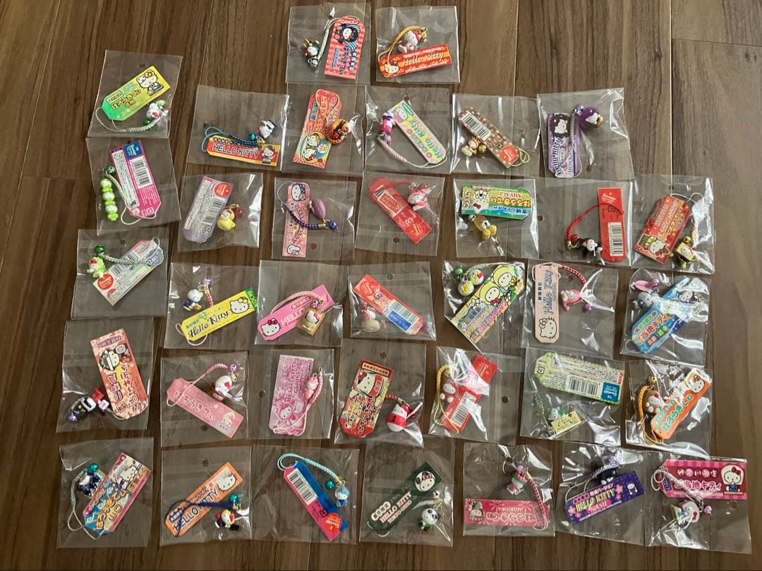 サンリオハローキティ ご当地根付け都道府県　バージョンストラップ 159個セット