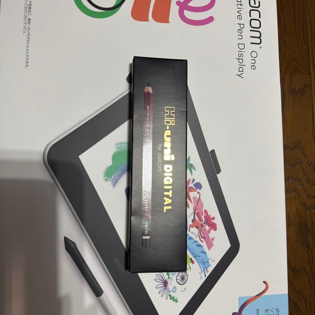 Wacom One 13.3 Hi-Uni Digital おまけ付き