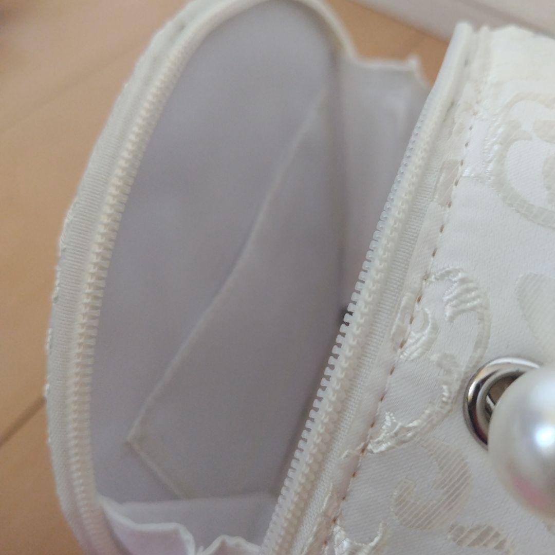 パール装飾の円形バッグと草履のセット 白 成人式