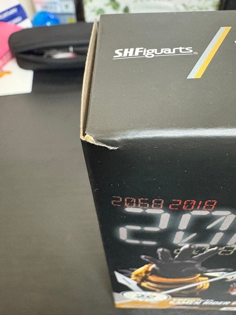 SH Figuarts 仮面ライダー　オーマジオウ