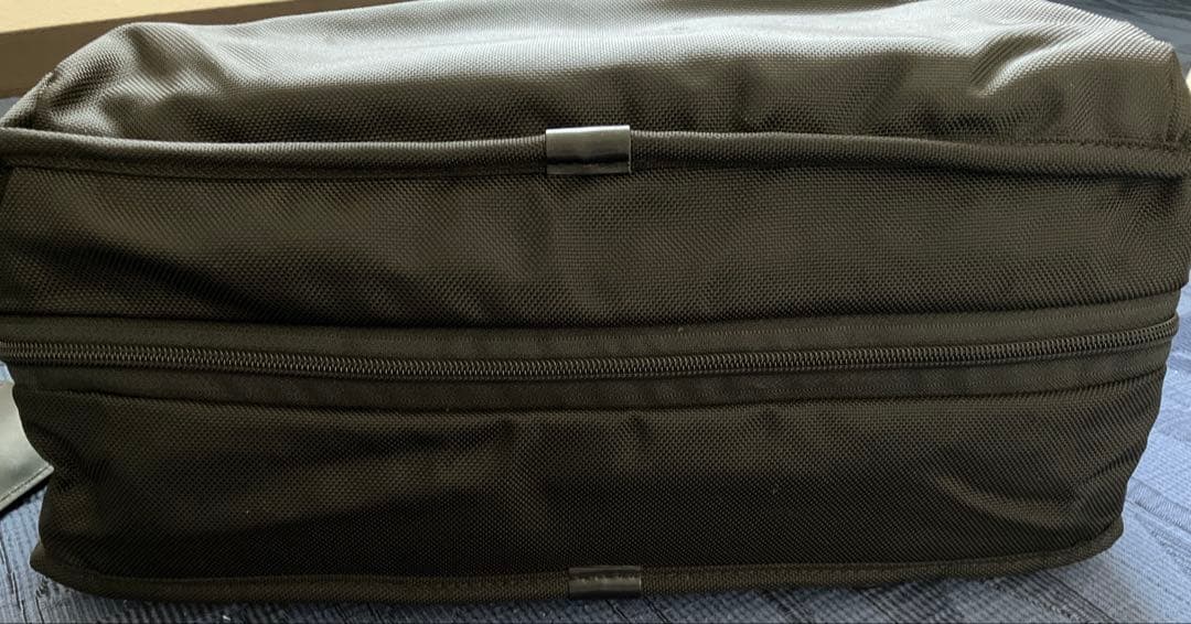 TUMI アルファ　26141D2 ビジネスバッグ　PC A4 大容量