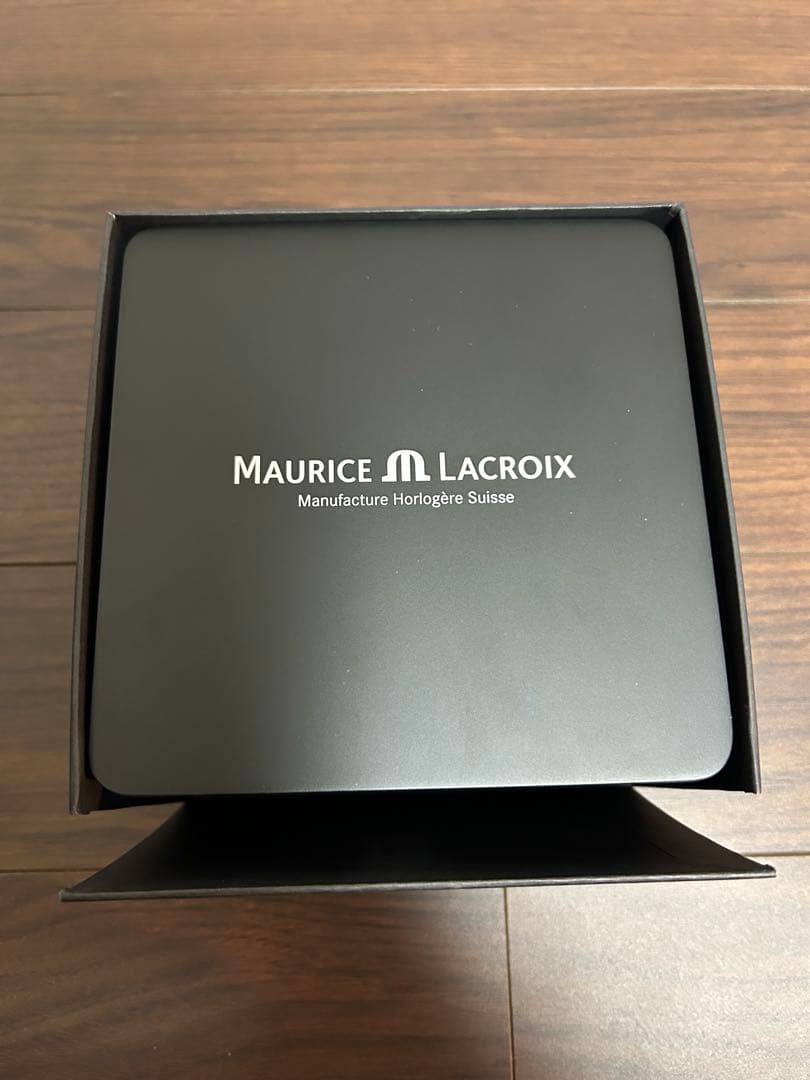 モーリスラクロア　アイコン　42mm Maurice Lacroix ブルー