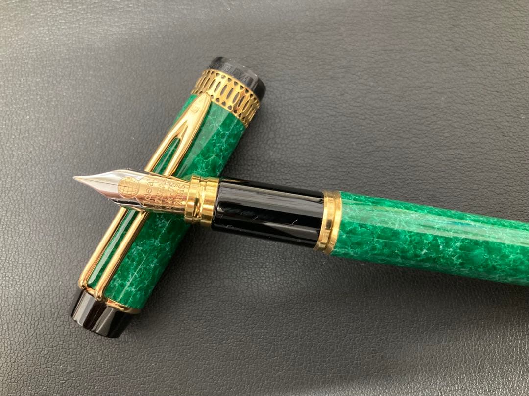 WATERMAN 緑色 万年筆 専用ケース付き