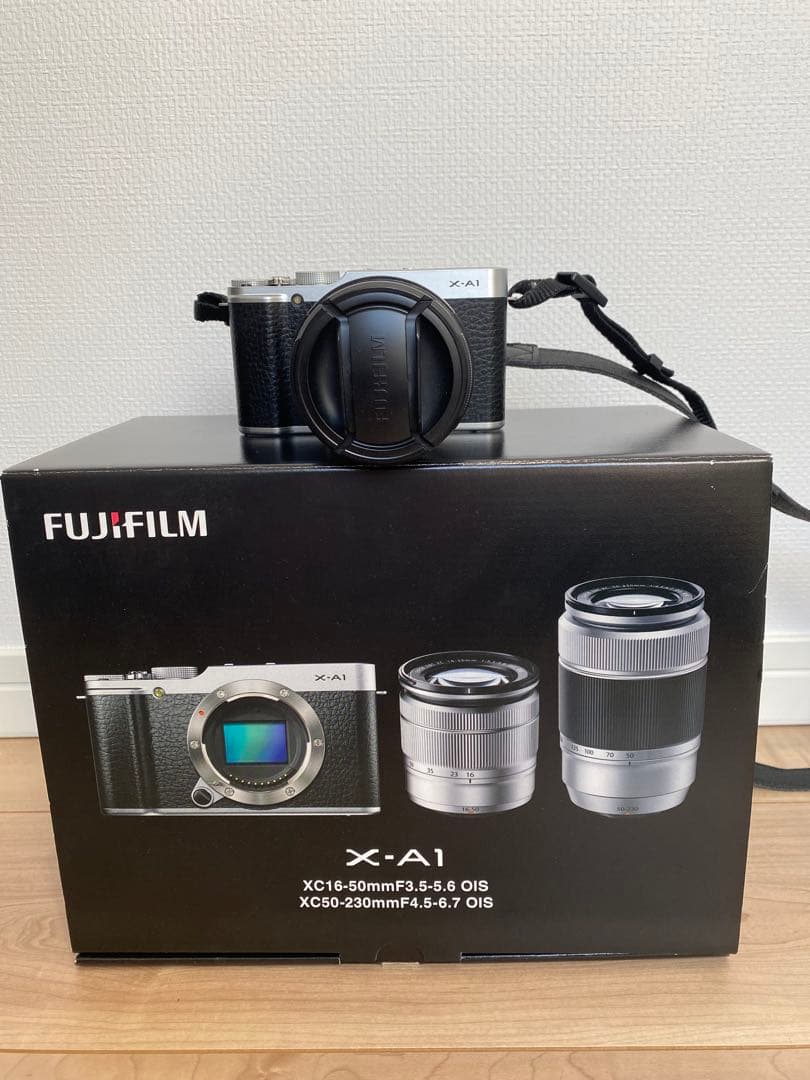 FUJIFILM デジタルカメラ　X-A1 ※一部レンズ未使用