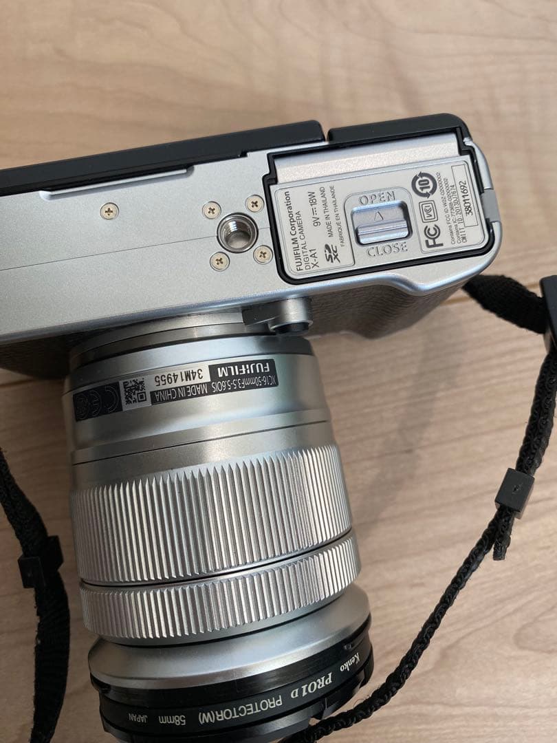 FUJIFILM デジタルカメラ　X-A1 ※一部レンズ未使用