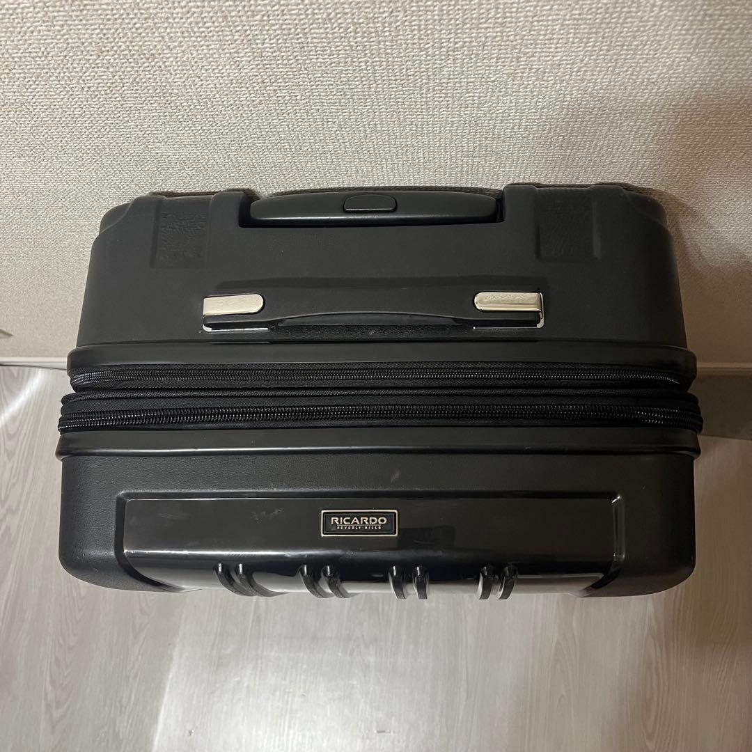 RICARDO リカルド　約37L ブラック　定価約５万円
