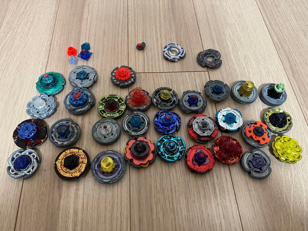 メタルファイトベイブレード 30個まとめ売り