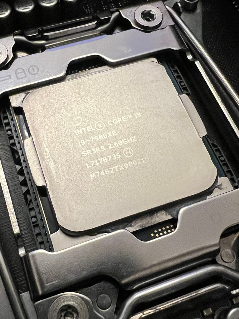 CORE i9 7980xe＋x299 ROG RAMPAGEVIEXTREME