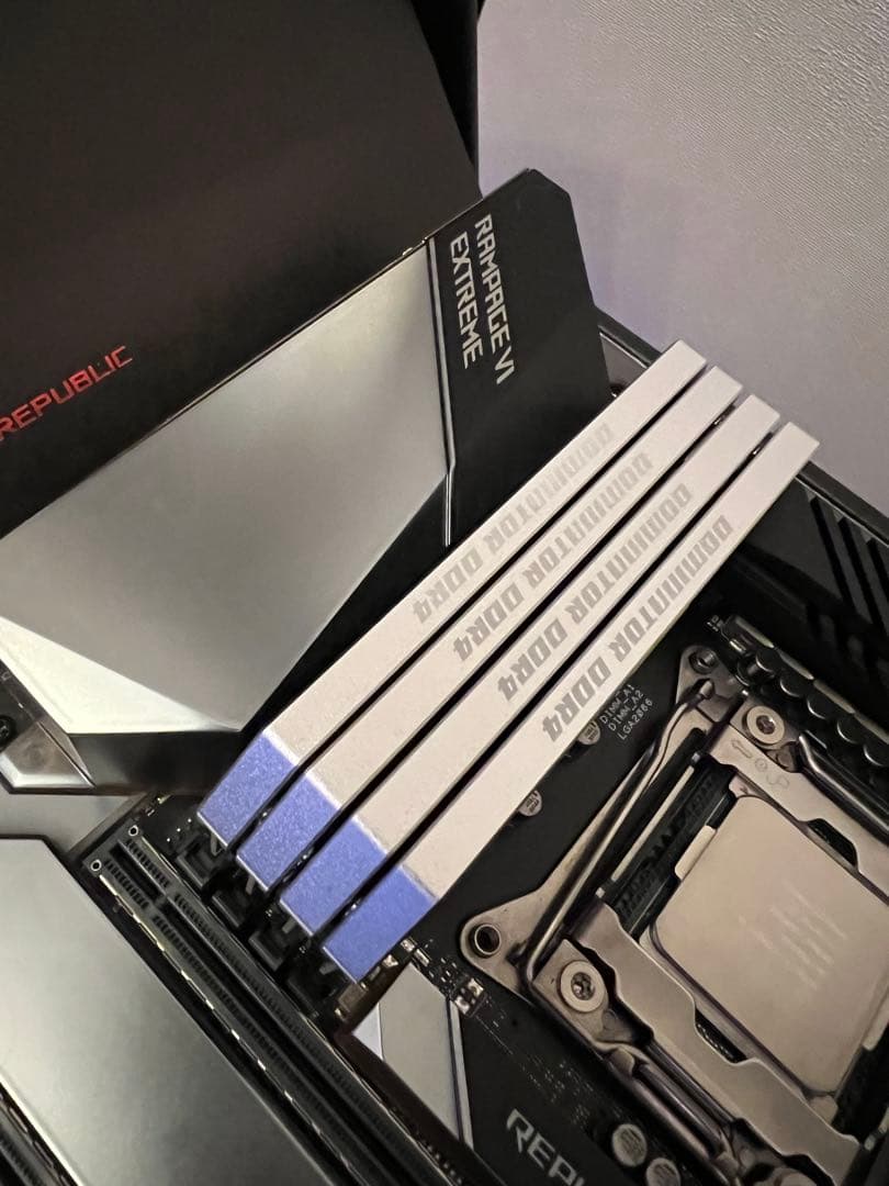 CORE i9 7980xe＋x299 ROG RAMPAGEVIEXTREME