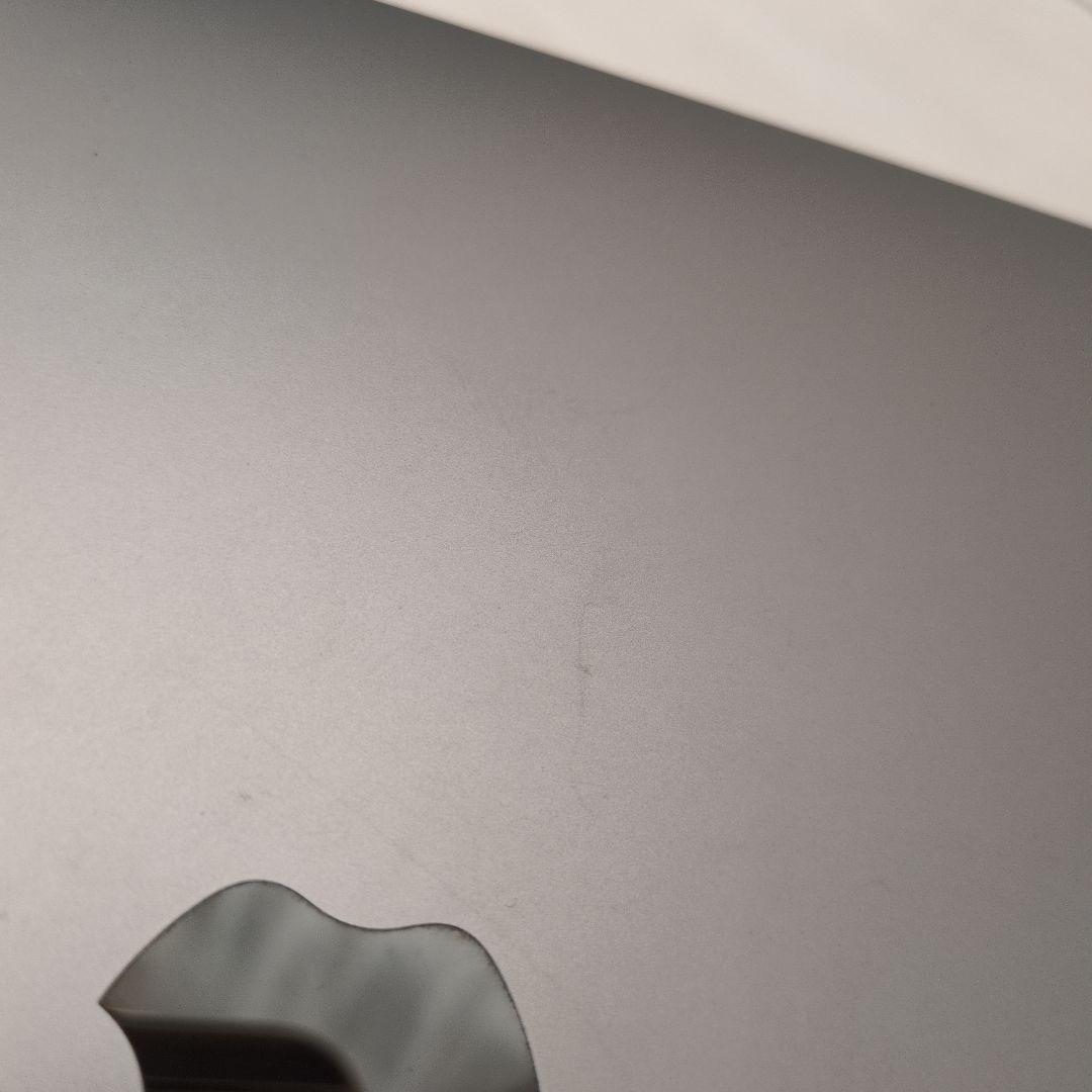 MacBook Air Retina 13-inch 2019 本体