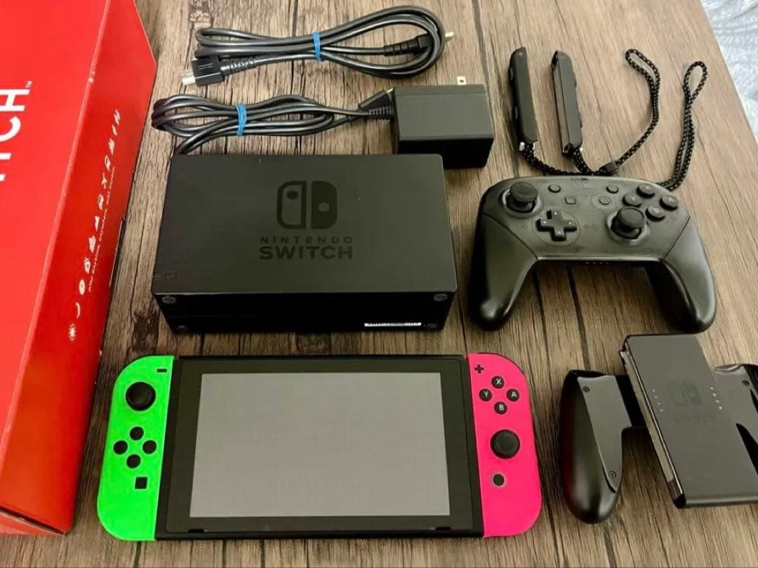 Nintendo Switch 純正プロコントローラー付き