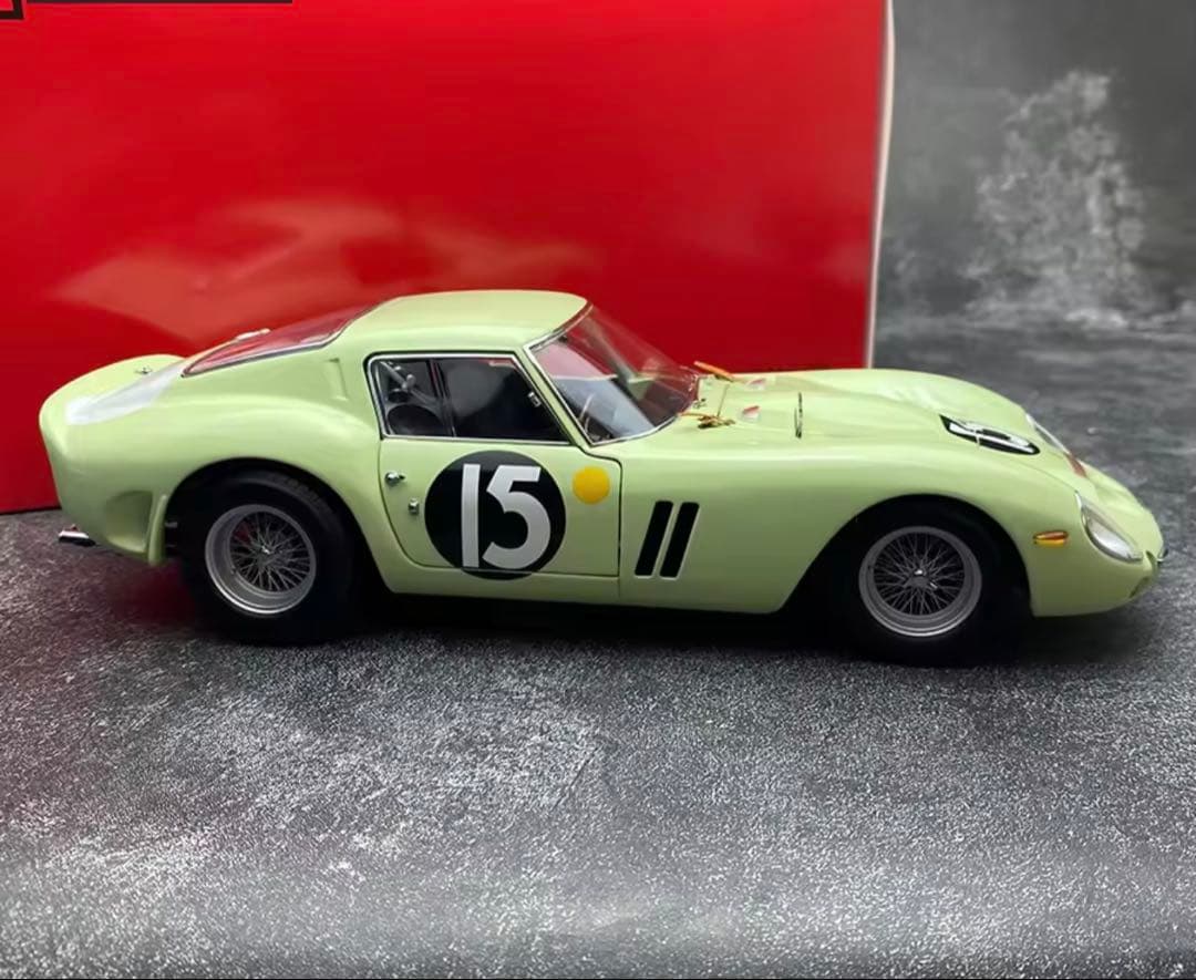 KYOSHO ダイキャストモデル 1/18 250GTO 合金製カーモデルSUV