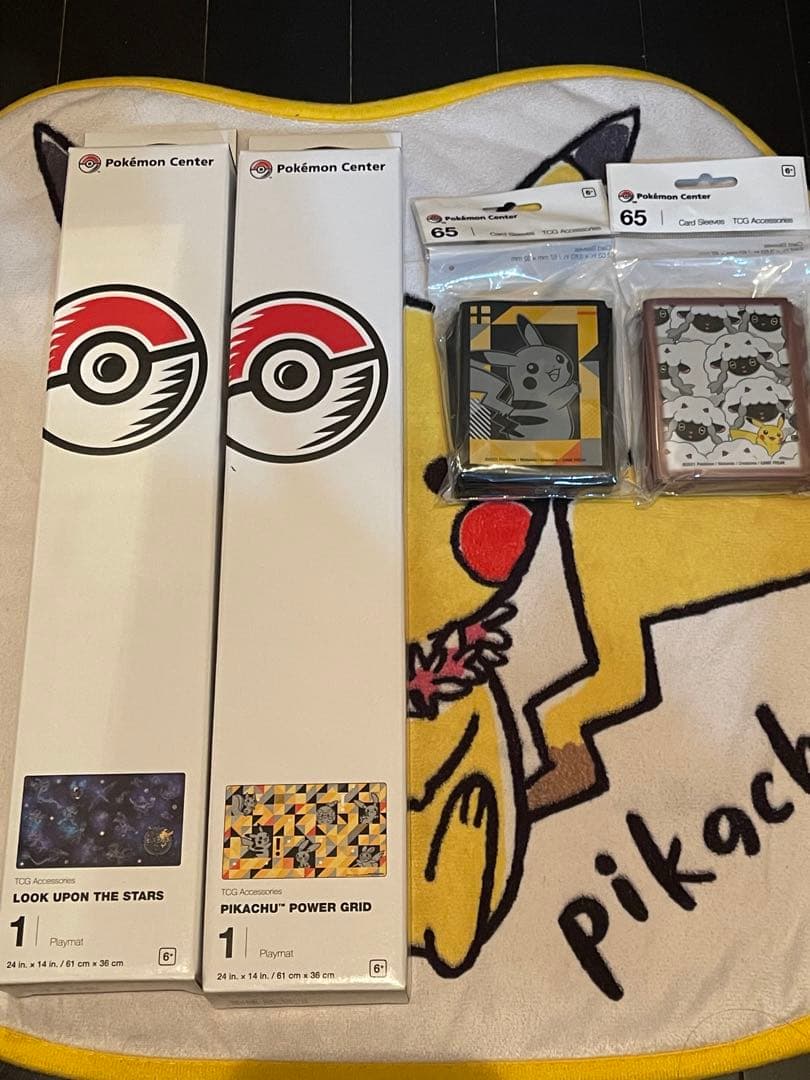 ポケモンチャンピオンズシップWCS2023スリーブプレイマット　ピカチュウ
