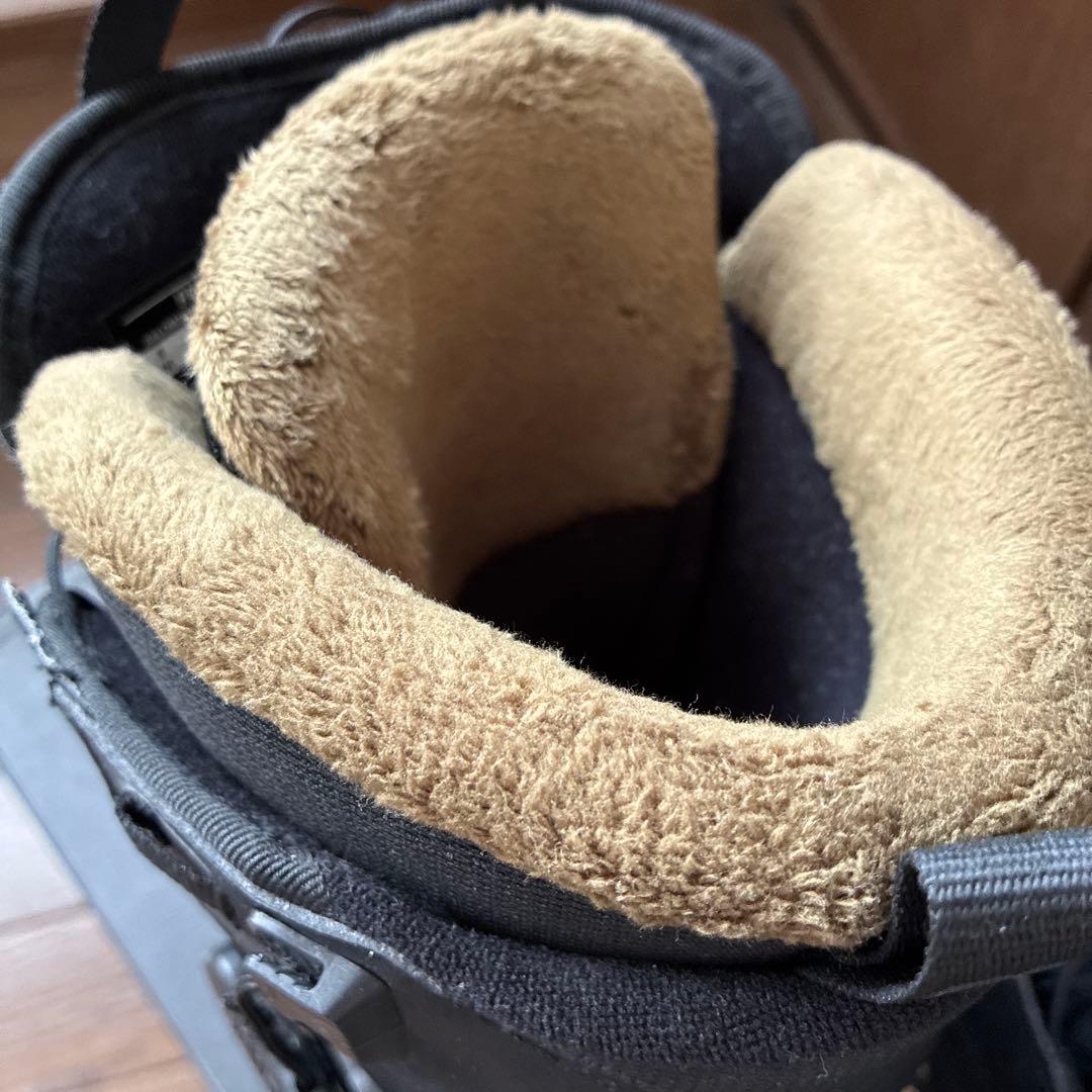 SALOMON サロモン　スノーボード　ブーツ