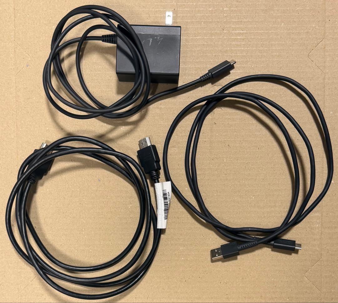 も*り様 Nintendo Switch 本体 青/赤 Joy-Con 付属品