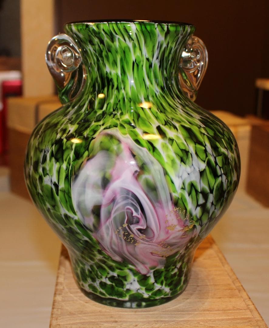 ヴェネチア　ベネチア　ガラス 花瓶　グリーン（とピンク）