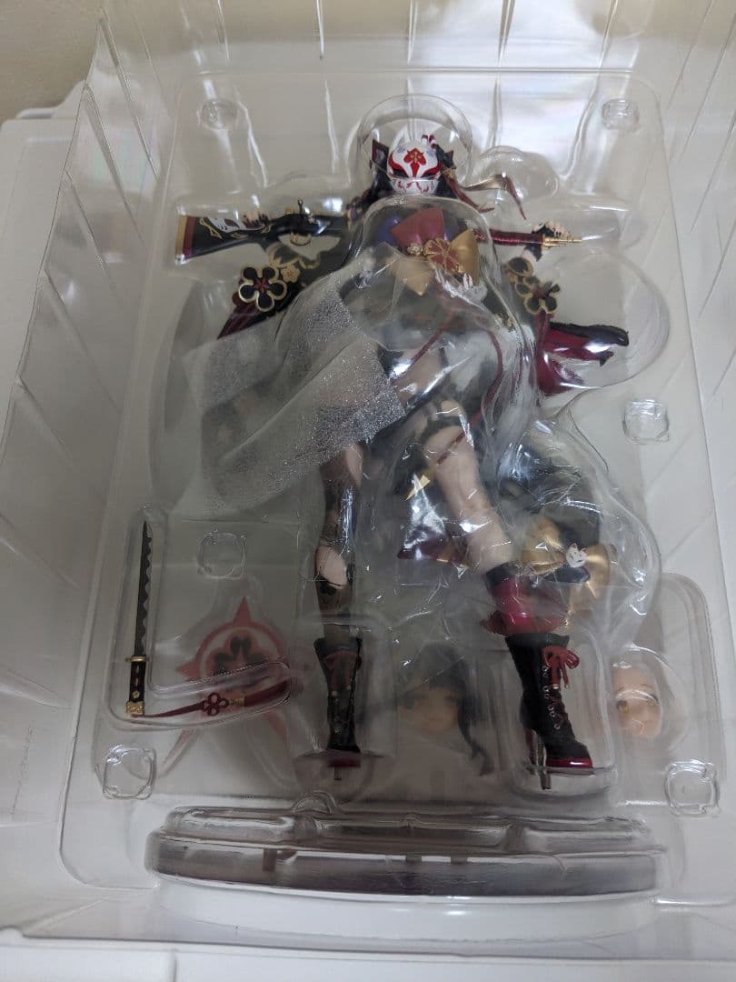 ワカモ　ブルーアーカイブ　フィギュア